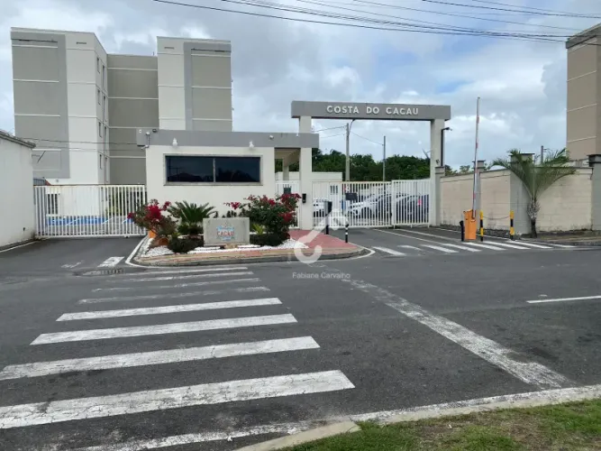 COSTA DO CACAU, Abrantes. Apartamento térreo composto de 2 quartos MOBILIADO. Condomínio f