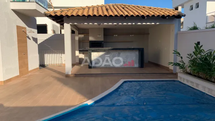Casa em Condomínio Portal 2 Sobrado com 4 Quarto(s) e 6 banheiro(s) à Venda, 261.95 por R$