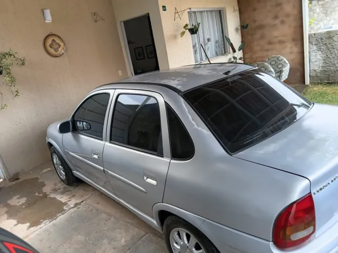 Chevrolet Corsa Sedan GLS 1.6 MPFI 4P 1999