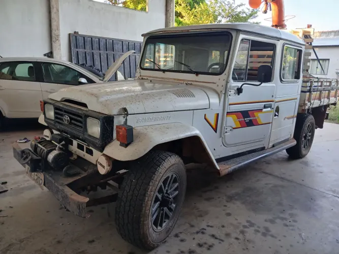 Toyota Band.Picape Chassi Longo Diesel 1998