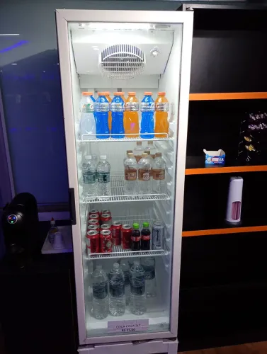 Geladeira Expositora