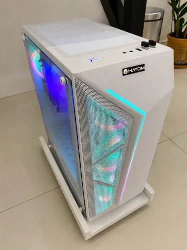 PC Gamer / Workstation i9 + RTX 5060 + 64GB + SSD 1TB