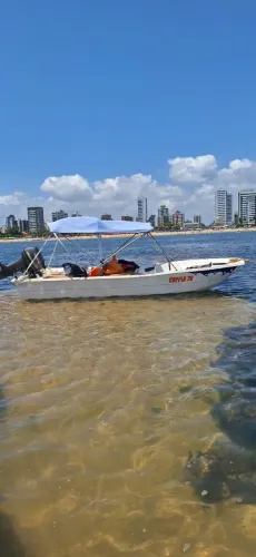 Vendo lancha motor Yamaha 15 HP LA