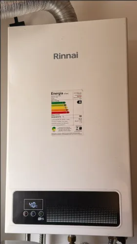 Aquecedor a gás 15 litros Rinnai bivolt seminovo