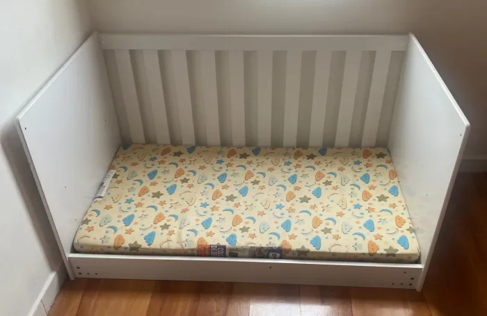 Berço Infantil Branco 3 Níveis - Desmontado (Completo + Colchão)