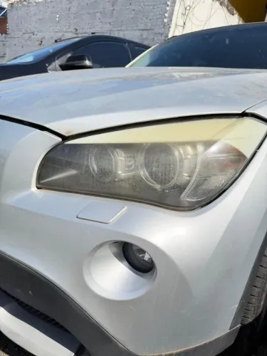 Faróis BMW X1 2012