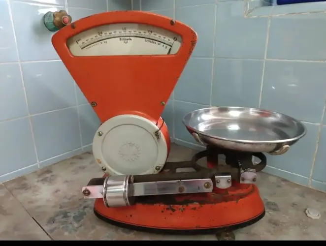 Balança Filizola Antiga Vintage Laranja 3kg - Decoração Retrô
