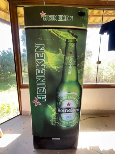 FREEZER VERTICAL HUSSMAN CERVEJEIRO HEINEKEN