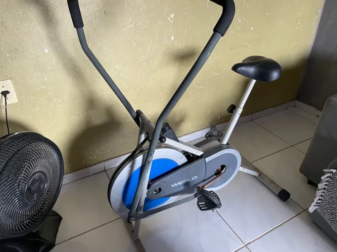 Bike ergométrica v/troco por celular