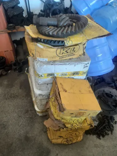 Coroa e pião  KL  7.43 é 7.48