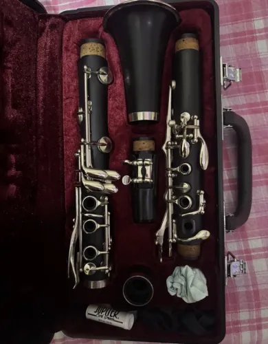 clarinete jupiter semi nova