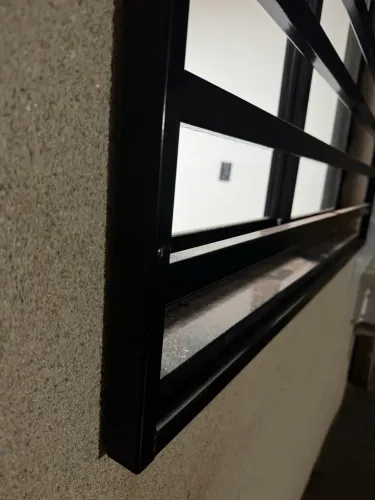 Grade preta para janela 1mx1,20