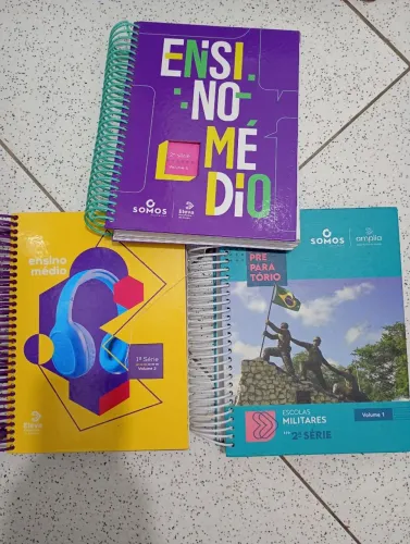 Livros do ensino médio