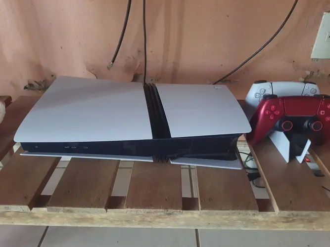 PS5 PRO + 2 Controles + Base + 30 Jogos