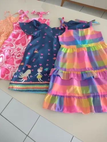 Lote vestido infantil (Tam: 8/10 )
