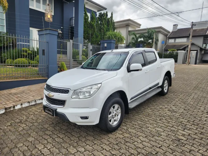 Chevrolet S10 Pick-up LT 2.4 F.power 4X2 CD 2014
