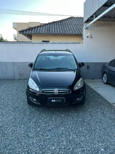 Fiat Idea Attractive 1.4 Fire Flex 8V 5P 2014