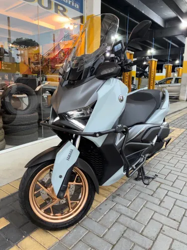XMAX 300 CONNECTED 2026 troca por carro