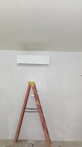 Instalação e manutenção ( AR CONDICIONADO )