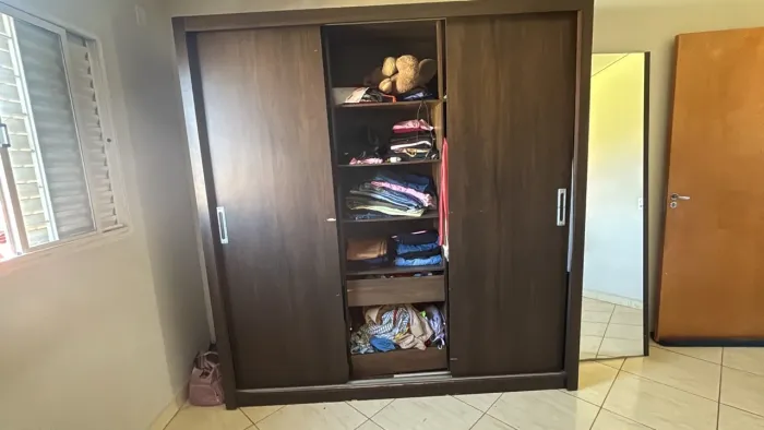 Guarda Roupa