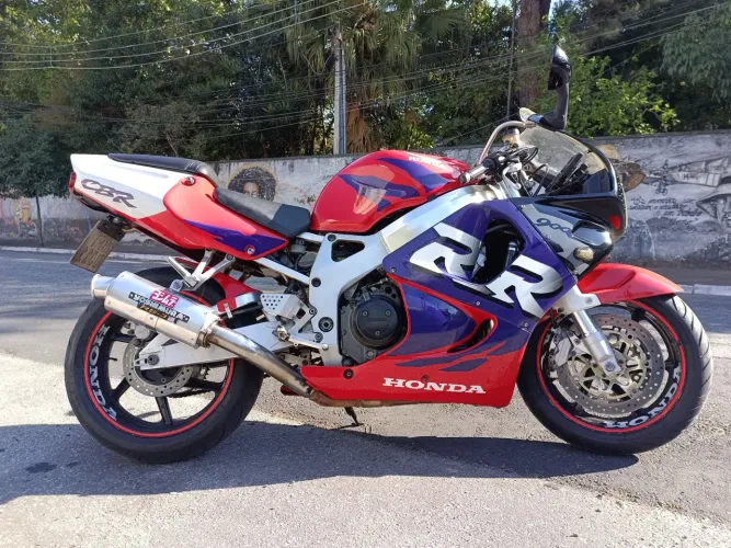 HONDA CBR 900RR