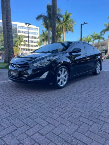 Hyundai Elantra GLS 2.0 16V Flex Aut. 2015