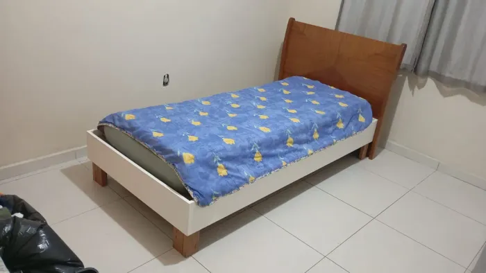 Cama de solteiro