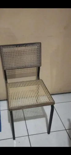 Cadeira de palhinha
