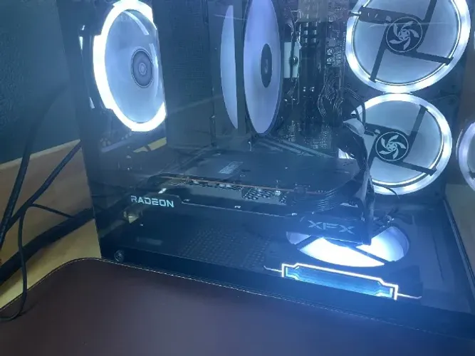 Placa de Video XFX Radeon RX 7600 Speedster SWFT210, 8GB, GDDR6