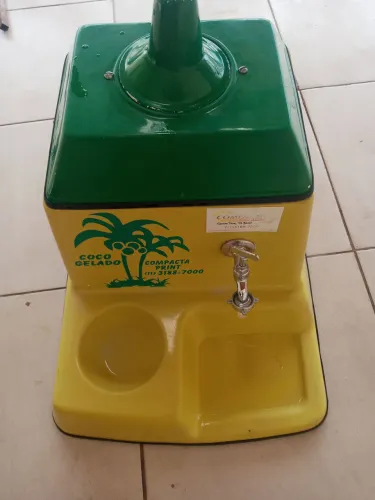 Gela coco 700reais