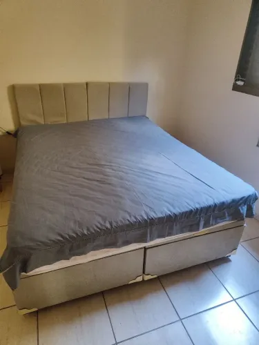 Cama de casal King bau