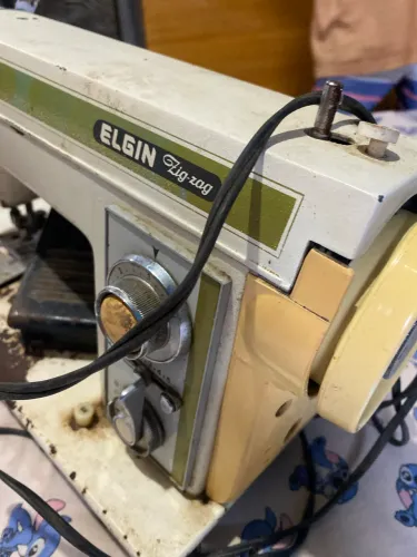 Maquina de costura