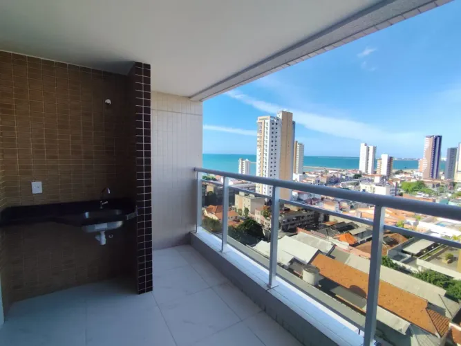 Apartamento compacto À VENDA com 02 suites, vista mar, na Praia de Iracema