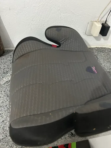 Assento infantil para carro