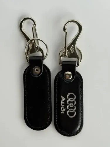 Chaveiro Carro Couro Luxo Com Gancho Automotivo Audi Preto