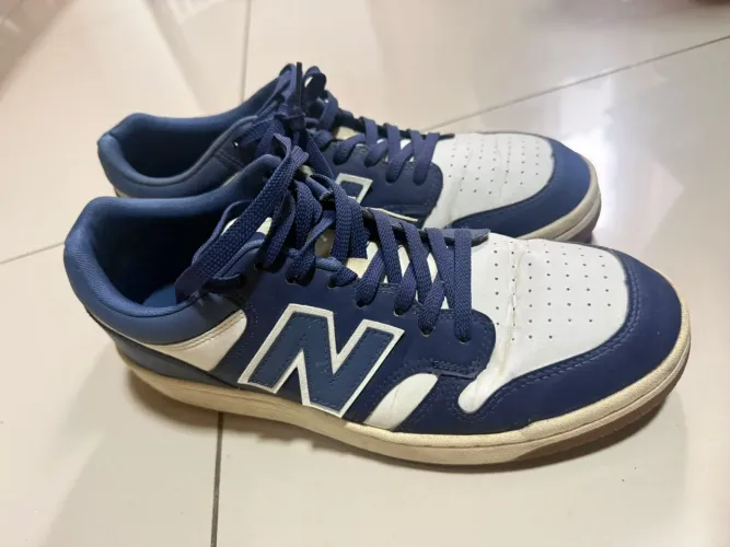 Tênis New balance azul e branco original número 41