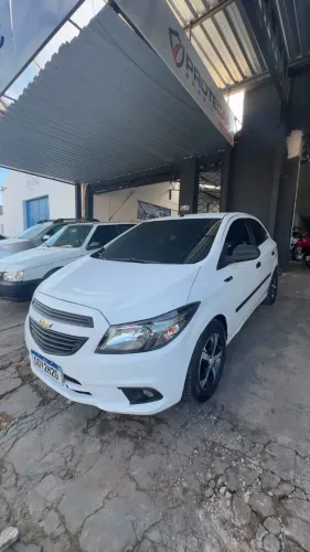 Chevrolet Onix JOY Hatch 1.0 8V Flex Mec. 4P 2019