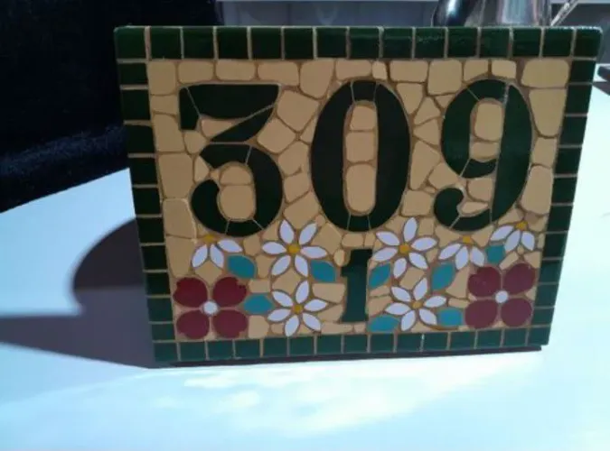 mosaico número antigo