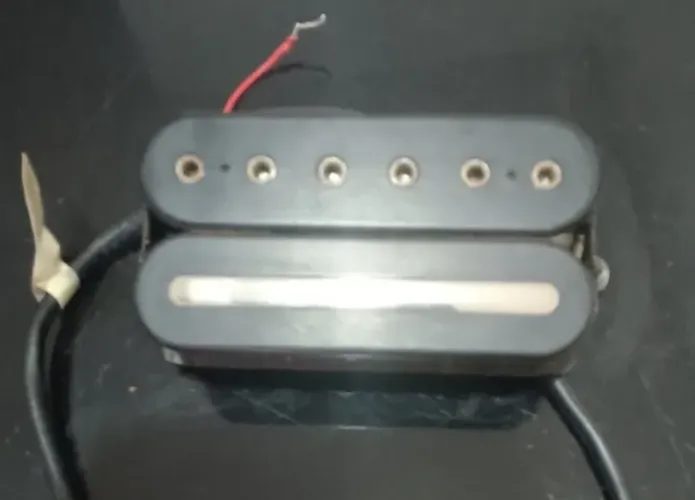 Cap.de guitarra Dimarzio John Petruti RS 800,00 reais. 67 9  *...