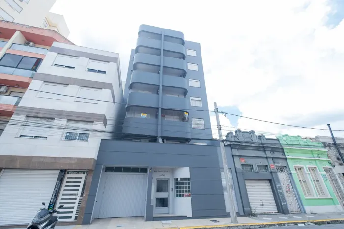 Apartamento de 1 dormitório para locação em Pelotas RS, próximo à UCPEL, com ótima localiz