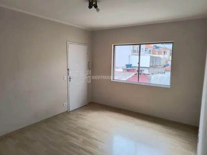 apartamento no bairro Osvaldo Cruz, bem localizado.