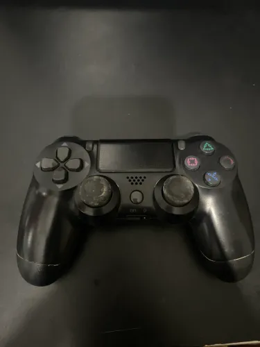 Controle Dualshock 4 preto 