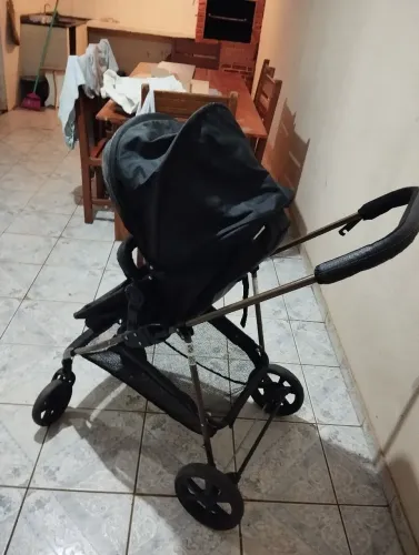 Carrinho de bebê Galzerano 