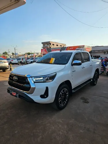 Toyota Hilux CD SRX 4X4 2.8 TDI 16V Diesel Aut. 2022