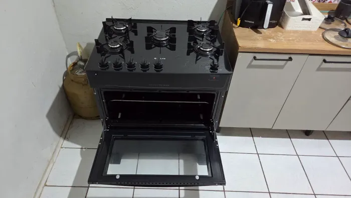 Fogão 5 Bocas Dako Supreme Glass Preto - Apenas 1 Ano de Uso (Estado de Novo)