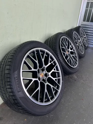Rodas Porsche Macan Rs Spyder aro 20