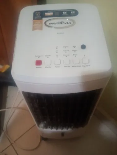 Climatizador e refrigerador portátil Britânia zero