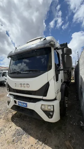 Bitruck Graneleiro 31-300 Iveco  2022