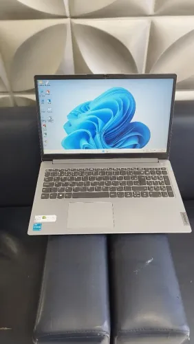 Notebook Lenovo i3 12° geração 