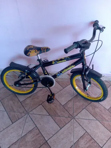 Bicicleta semi nova aro 16 entrego região de Osasco Carapicuíba estação